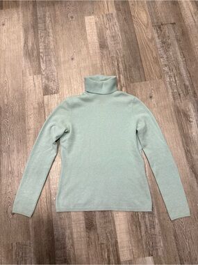 Sutton Studio Cashmere Sweater - Small